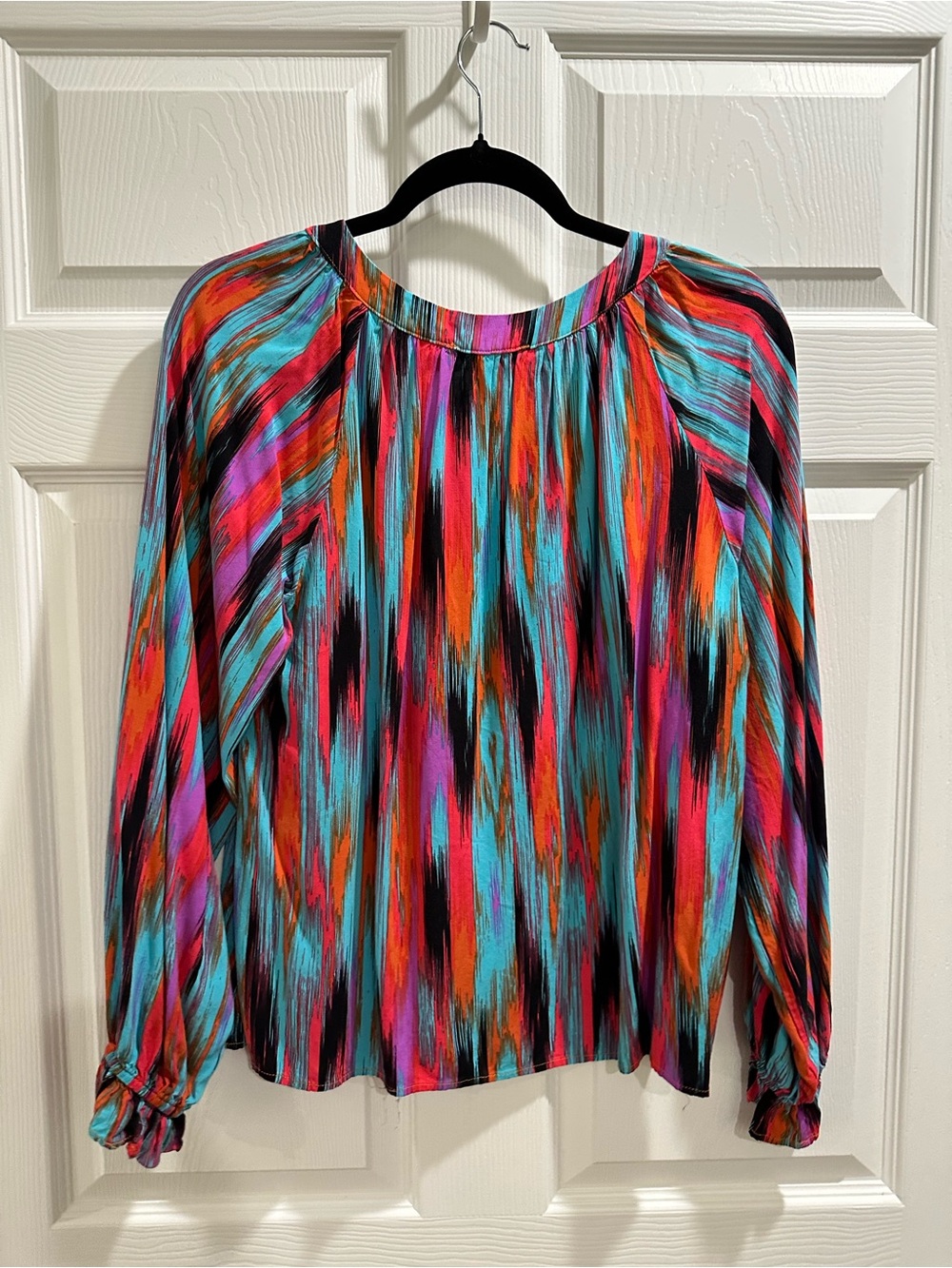 Multi-Color Button-Front Long Sleeve Blouse - Picture 2 of 4